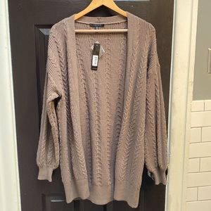 NWT cyrus cardigan xtra small sweater light brown brand new